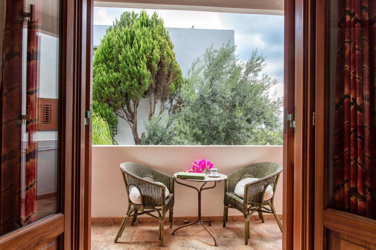 Residence Hotel Baia Portinenti リーパリ エクステリア 写真