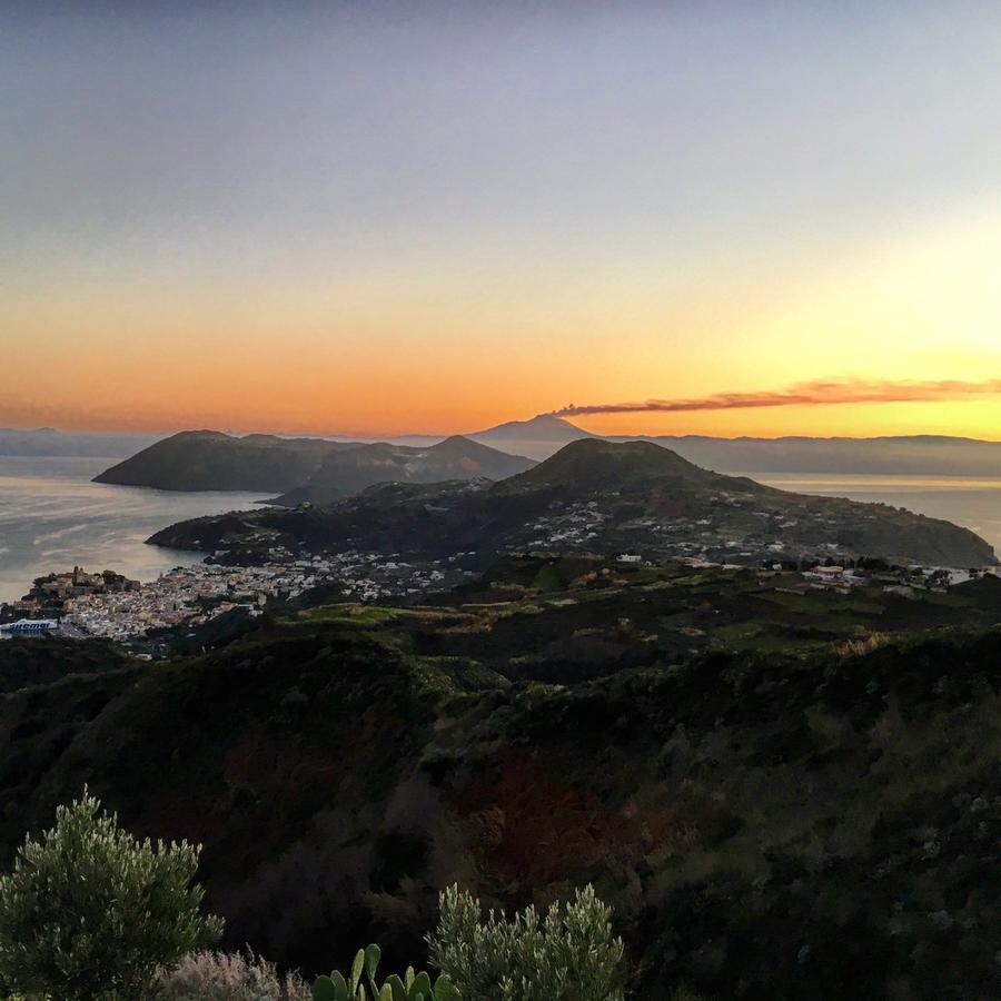 Residence Hotel Baia Portinenti リーパリ エクステリア 写真
