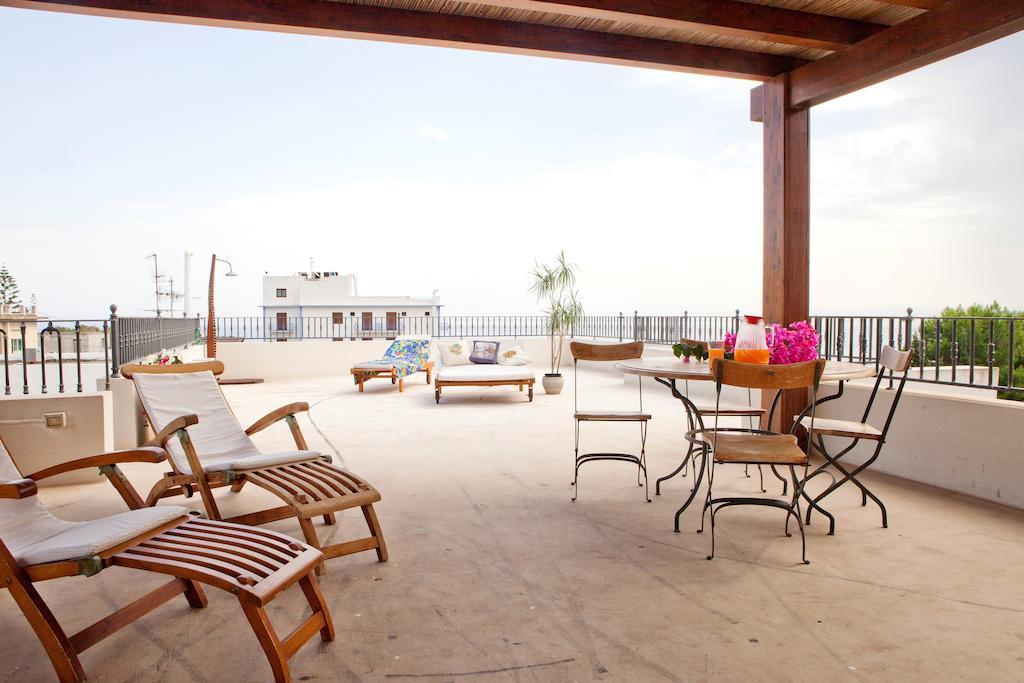 Residence Hotel Baia Portinenti リーパリ エクステリア 写真