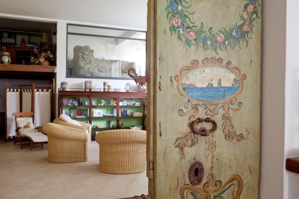 Residence Hotel Baia Portinenti リーパリ エクステリア 写真